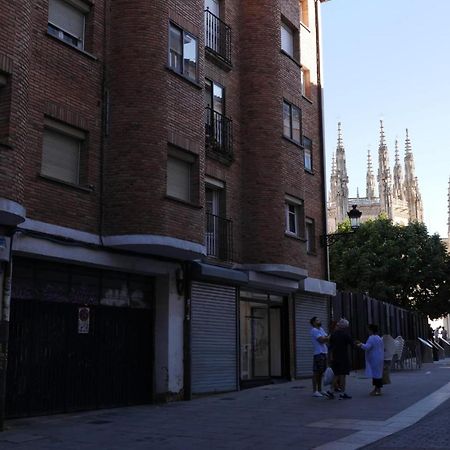 Atuaire Home Vivienda En Perfecta Ubicacion Al Lado De La Catedral De Burgo Buitenkant foto